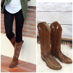 Price drop 🎉Vintage  Acme western cowgirl boots