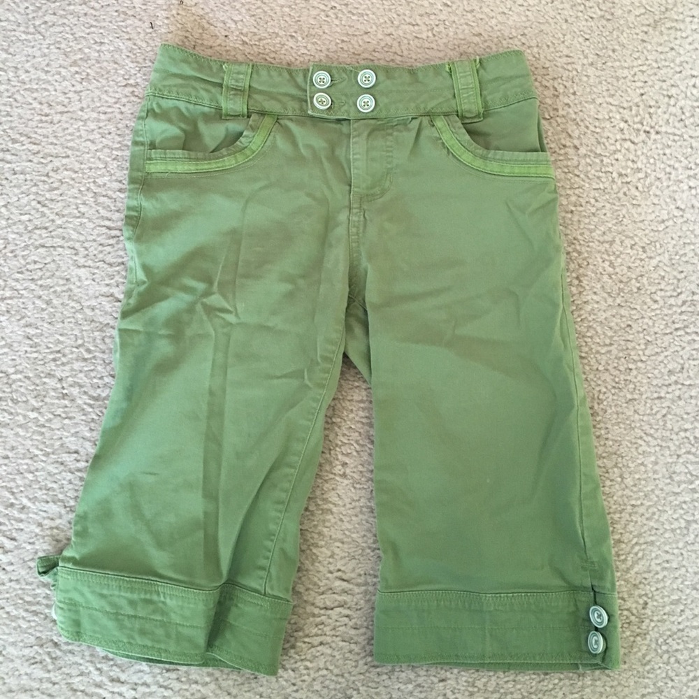 🎈 Jolt shorts