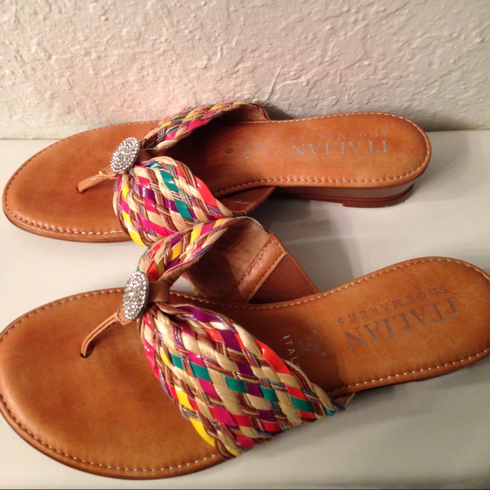 Italian size 8 sandal or slippers