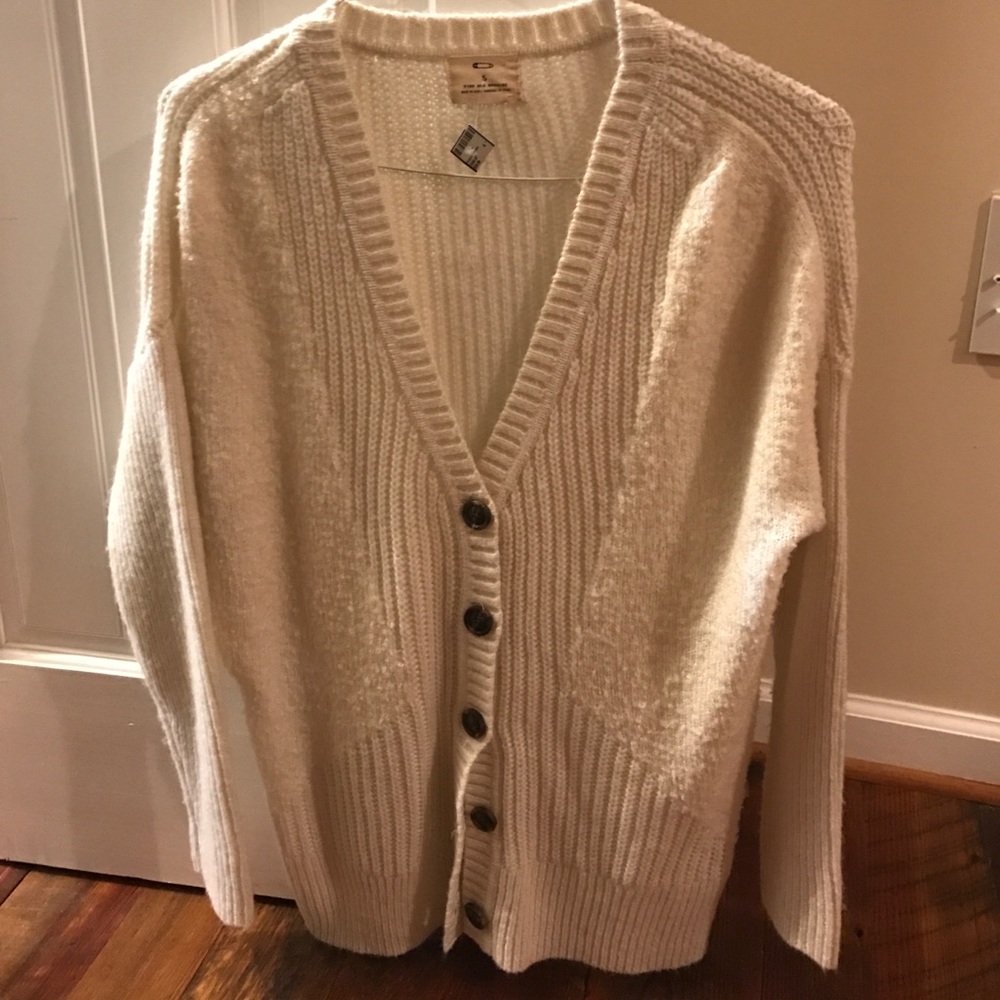Urban outfitters cream cardigan small