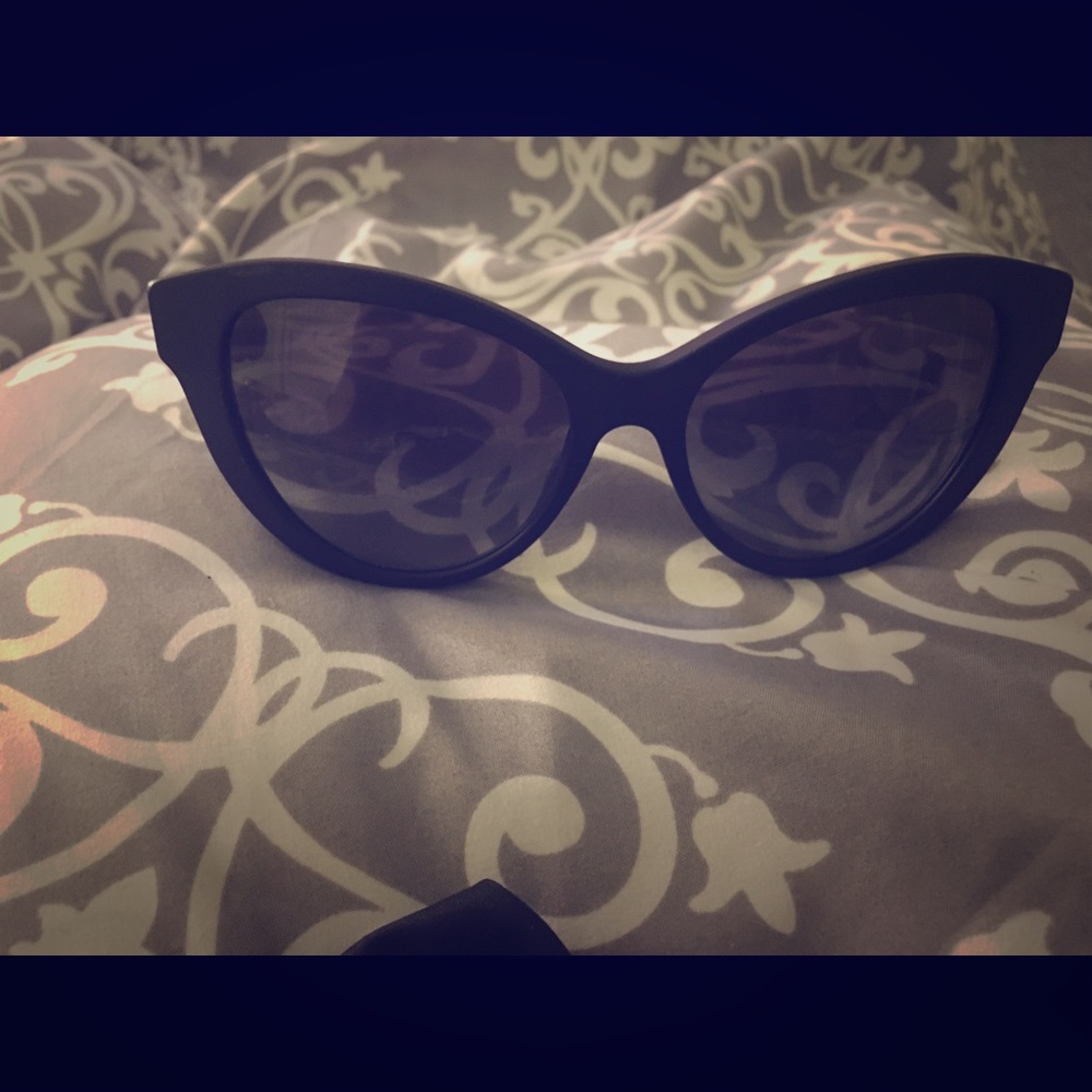 Burberry black matte sunglasses