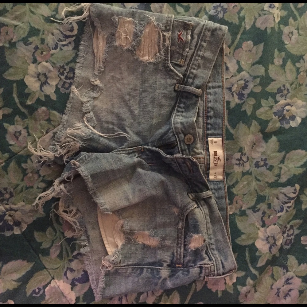 Hollister jean shorts