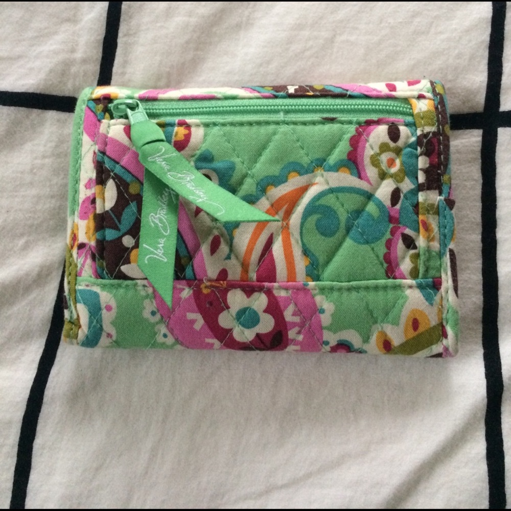 Mint patterned wallet