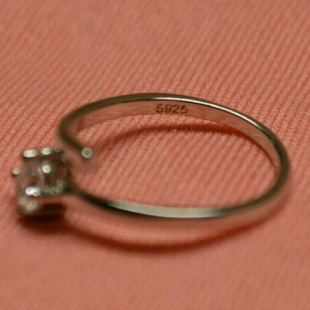 Sterling Silver CZ Gem Midi Knuckle Ring NWT New - Picture 5 of 5