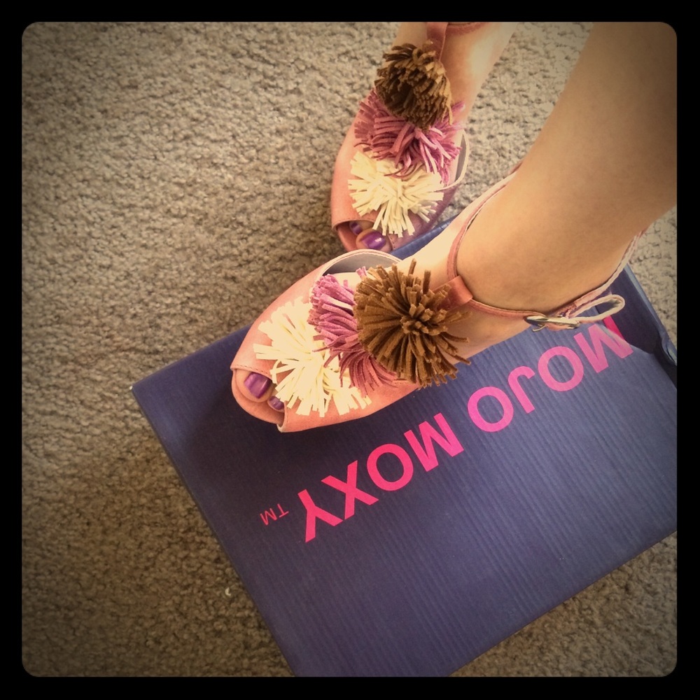 Pink MINX Mojo Moxy