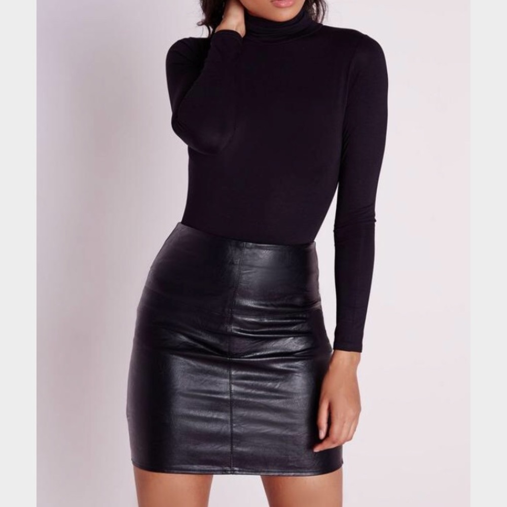 Missguided black faux leather skirt
