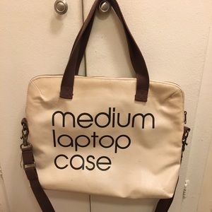 Medium Laptop Case