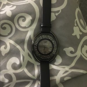 Swarovski black cristal oval