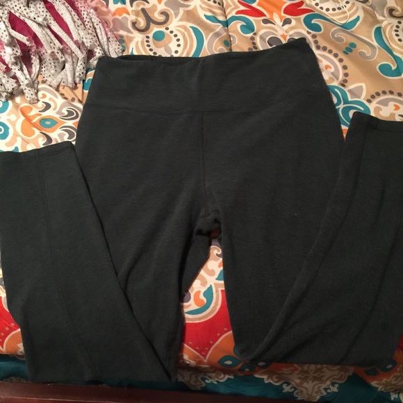 Lululemon leggings - Picture 3 of 3