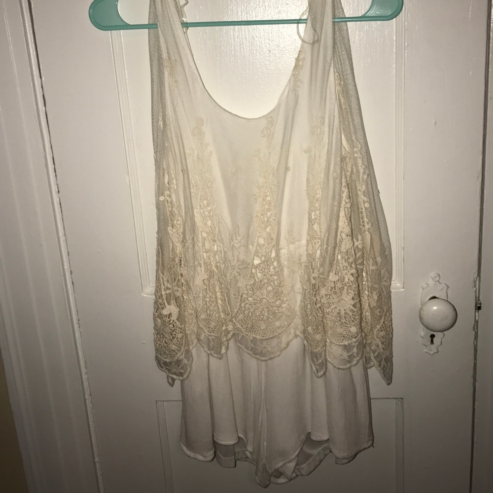 White romper size L
