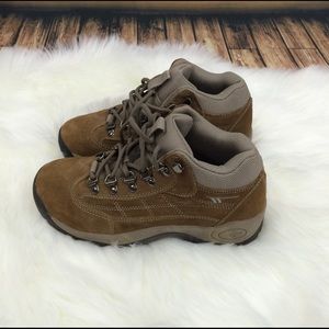 E hi-tech Womens hiking shoes