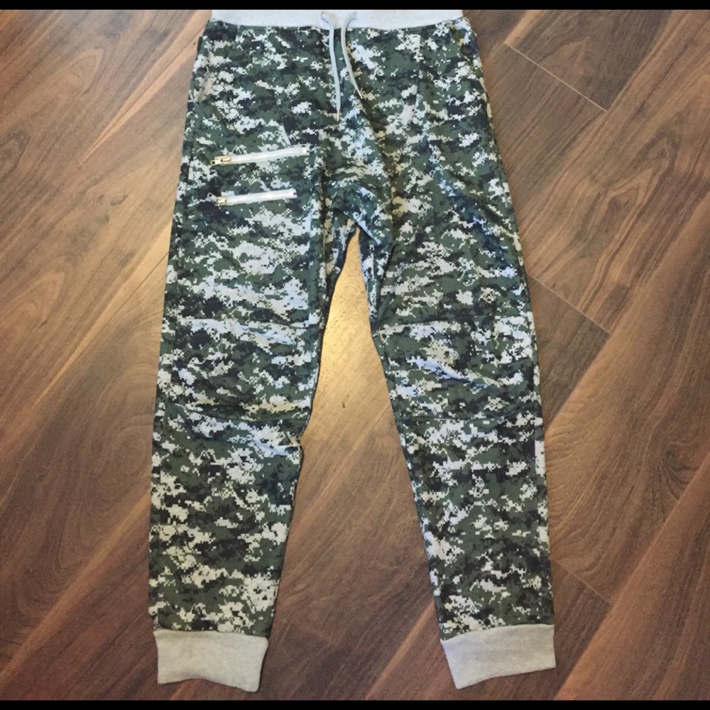 Ring of Fire digital camo sweats/pant.