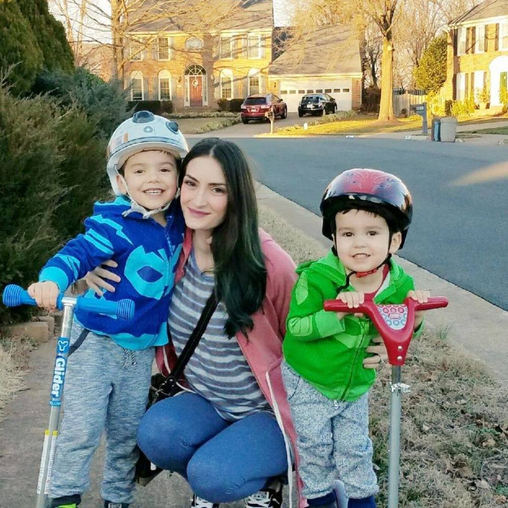 Meet your Posher, Adrienne