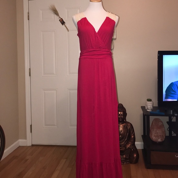 Bundle of 2 Maxi dresses with stunning back - Picture 2 of 8