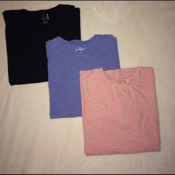Tops - ❌SOLD❌ Like New T-Shirt Bundle