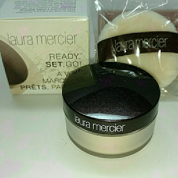 Sephora Other - Laura Mercier translucent loose setting powder