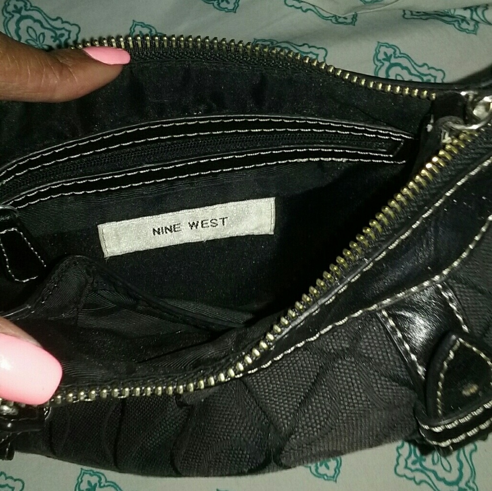 Purse - Picture 2 of 2