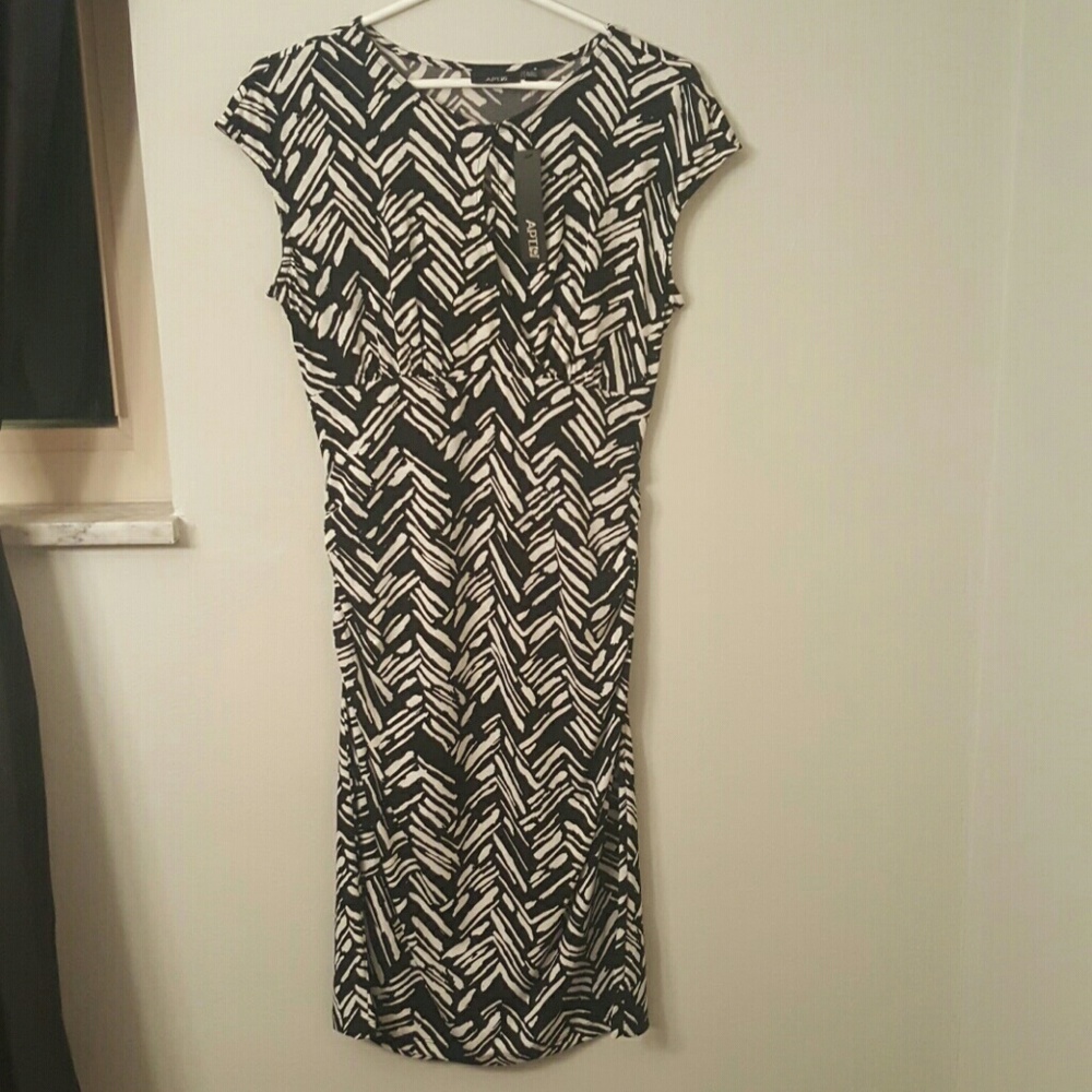 Apt 9 Black/White Dress