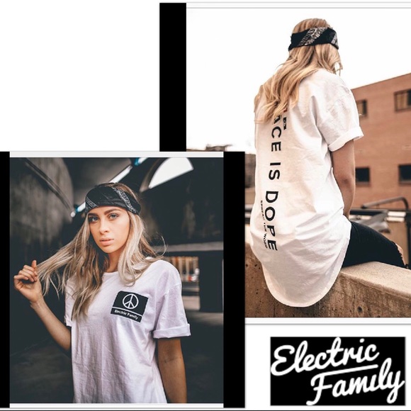 ⭐️⭐️⭐️⭐️⭐️ Last 1! PEACE IS DOPE scoop tee 🆕 - Picture 2 of 8