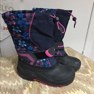 Girls Kamik snow boots