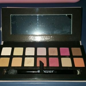 Modern renaissance palette Anastasia Beverly Hills