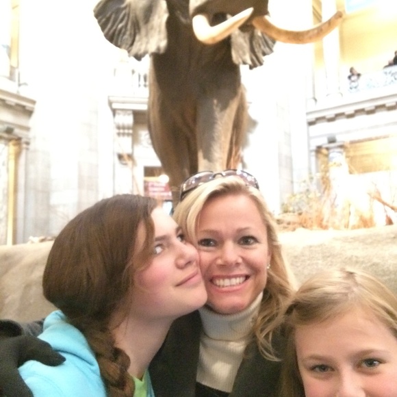 Meet your Posher, Karen - Picture 7 of 8