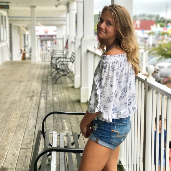 Meet your Posher, Karen - Picture 3 of 8