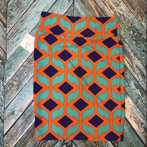 Lularoe Cassie L