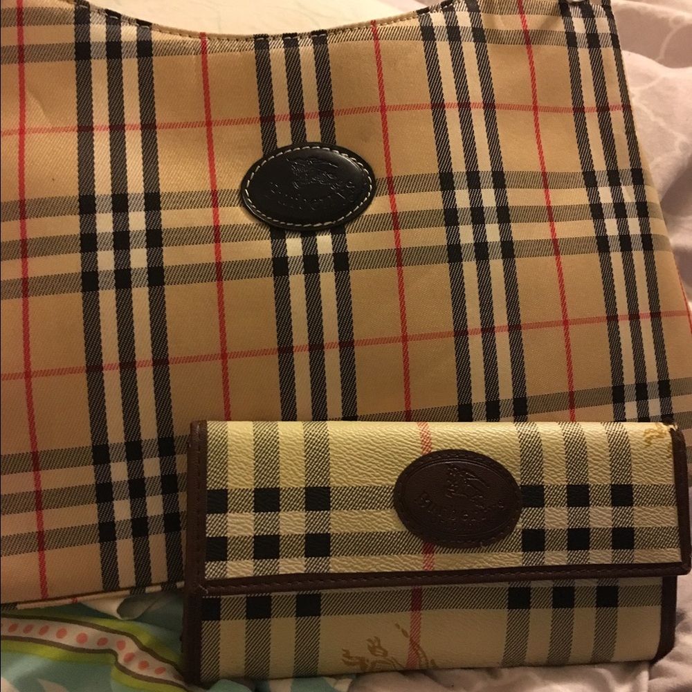 Plaid purse and wallet