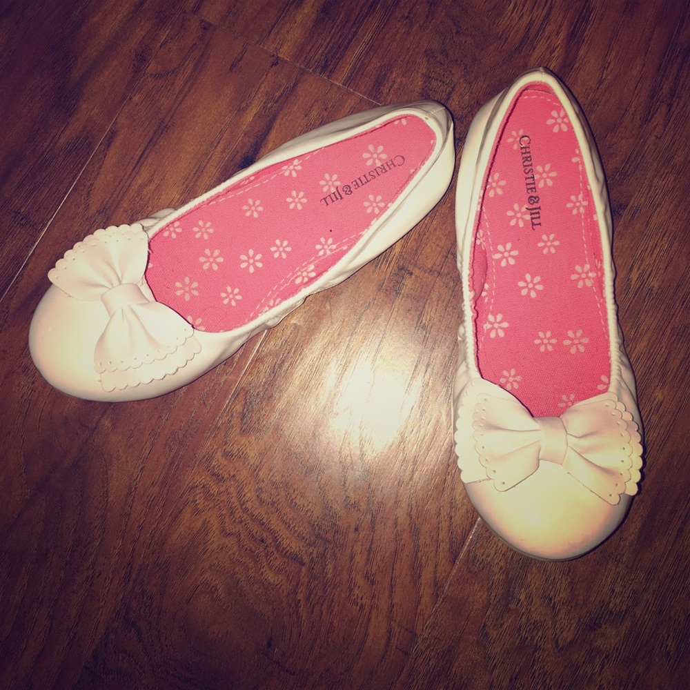 Christie & Jill White Girls Shoes