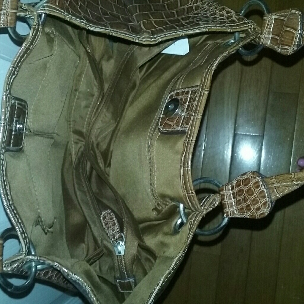 Purse - Picture 2 of 2