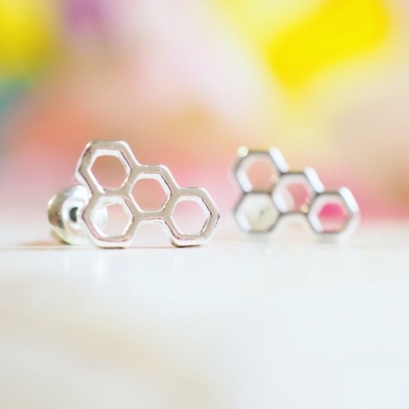 Silver Honeycomb Earrings - Picture 3 of 3