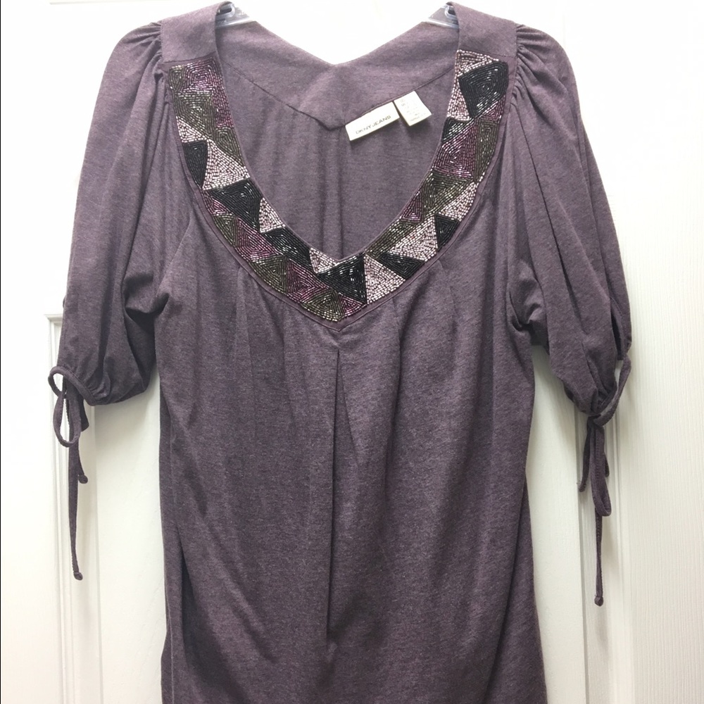 Stunning DKNY Beaded Trim Top!