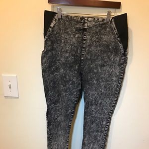 Forever 21 high waisted acid wash stretch jeans