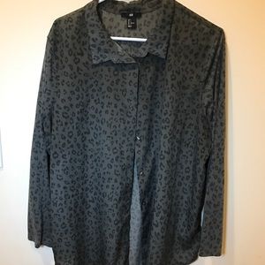 HM grey cheetah print button down shirt