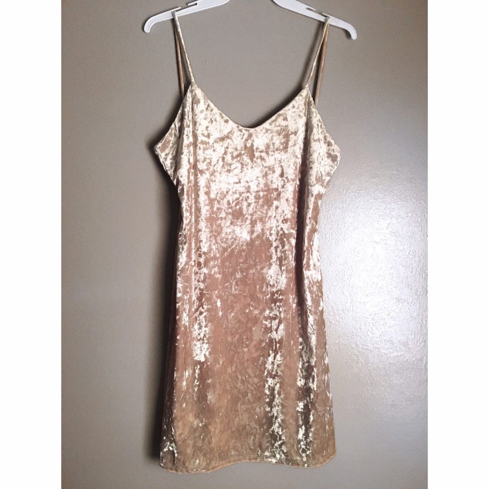 Crushed velvet v neck Mini Dress