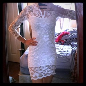 White lace dress 00