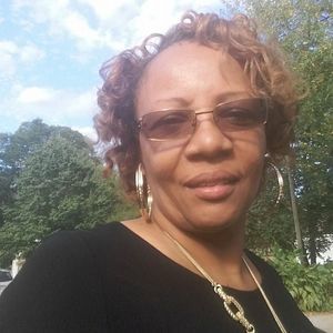 Meet your Posher, Brenda