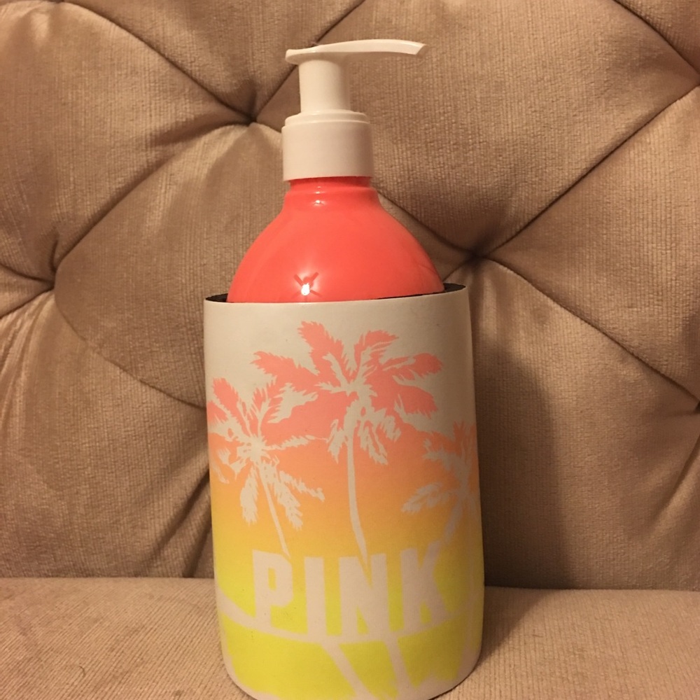 Victoria's Secret Pink Spring Break lotion! 👙🌴🌺