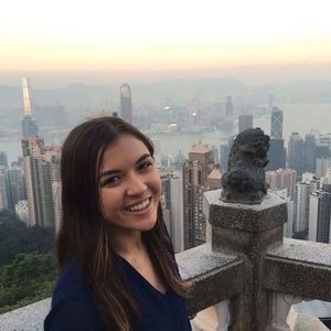 Meet your Posher, Julia