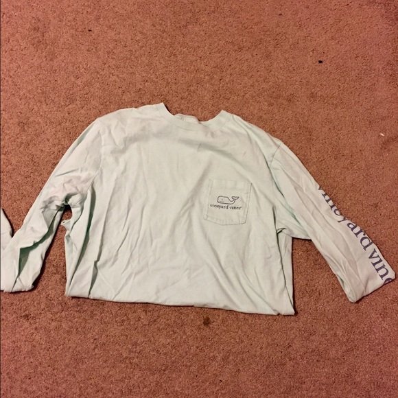 Vineyard Vines Long Sleeve Tshirt - Picture 1 of 3