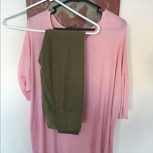 SALE 🔥Olive/Army Green OS Leggings