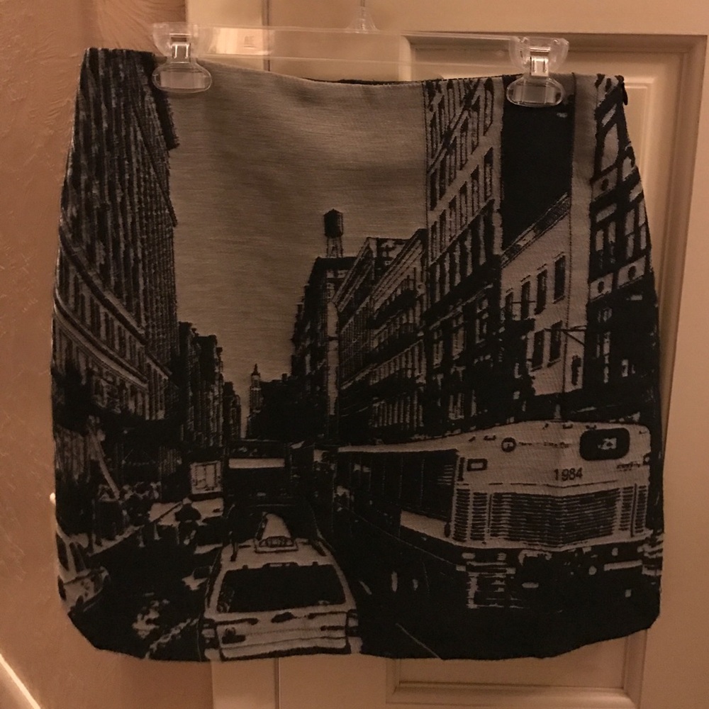 Desigual City Scape skirt