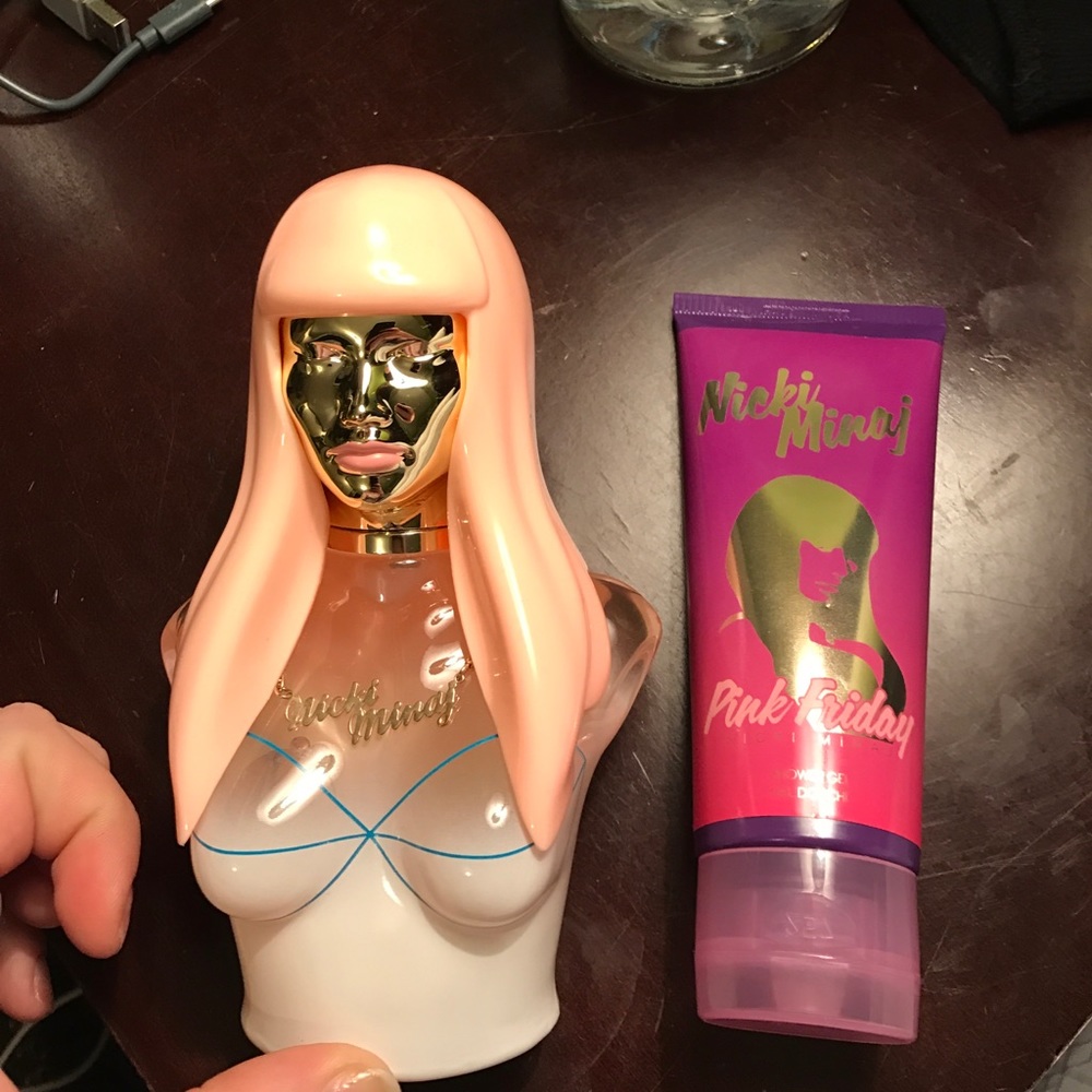 Nicki Minaj perfume and shower gel