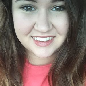 Meet your Posher, Mallory