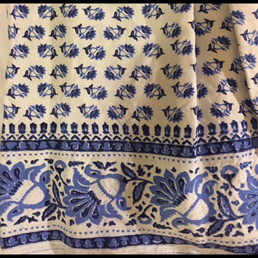 Patterned Tank Top - Picture 4 of 5