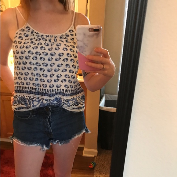 Patterned Tank Top - Picture 2 of 5