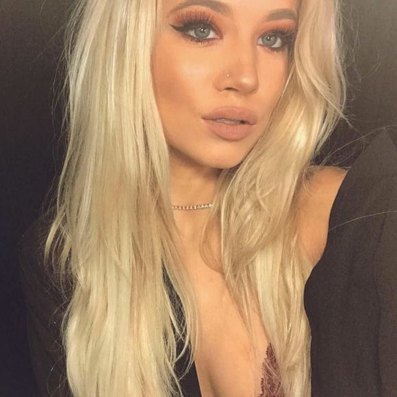 Meet your Posher, Allison - Picture 1 of 1