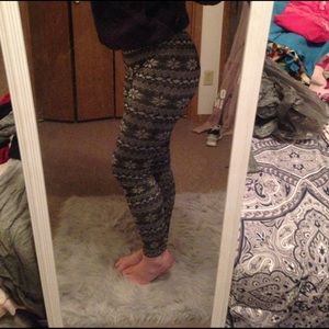 Gray snowflake leggings