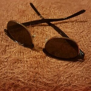 A.J. MORGAN sunglass